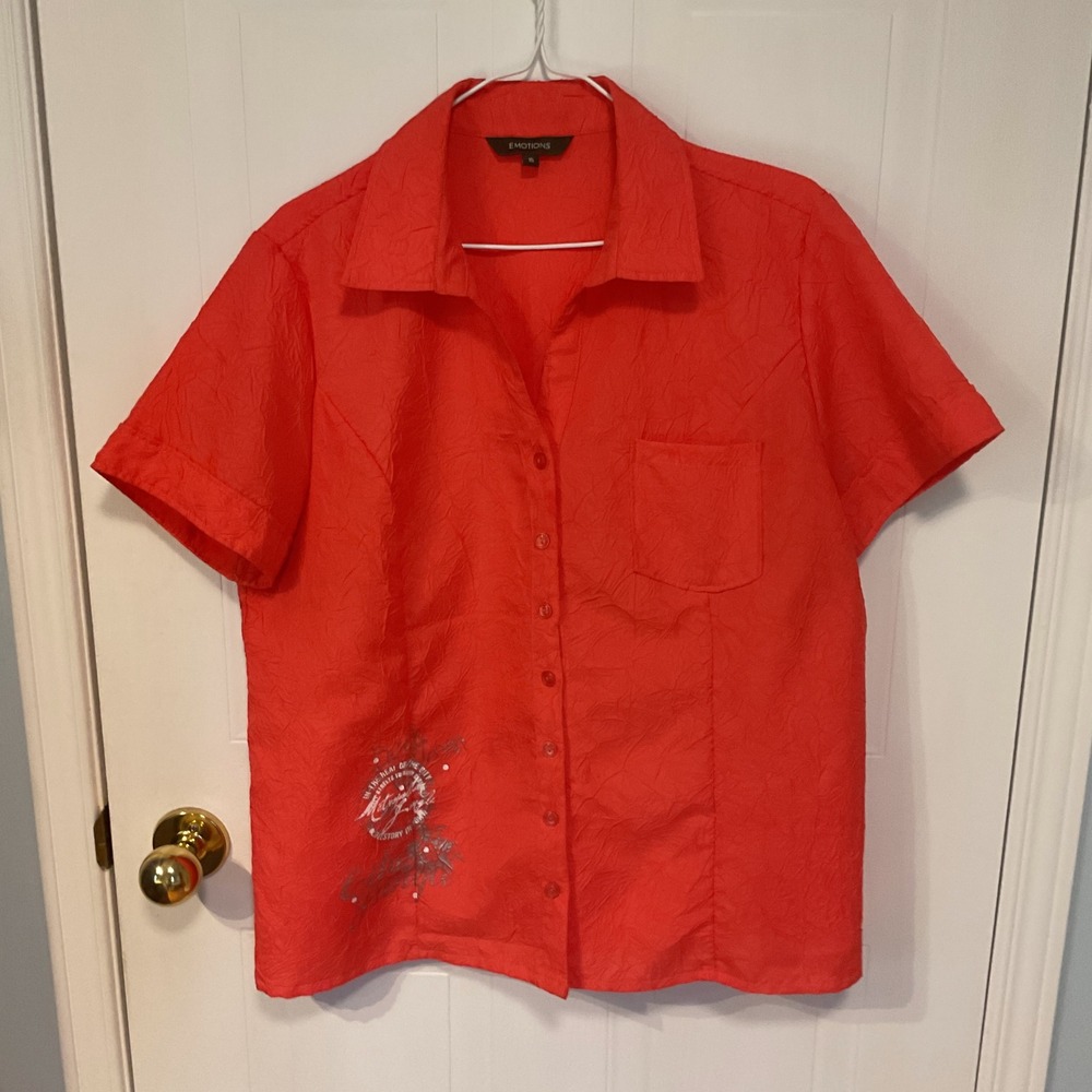 Emotions Button Down Shirt Womens 15 Orange Red Excellent Crinkle Short Sleeve